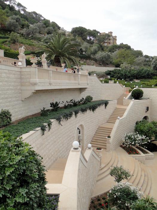 Haifa Bahai Gardens (55).JPG