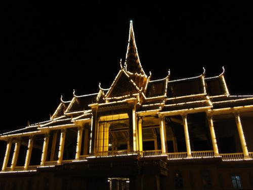 Phnom Pehn at night (10).JPG