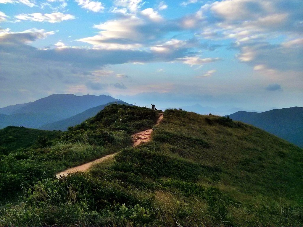 Back on the Dragon's Back Hong Kong Island hike Visions of Travel