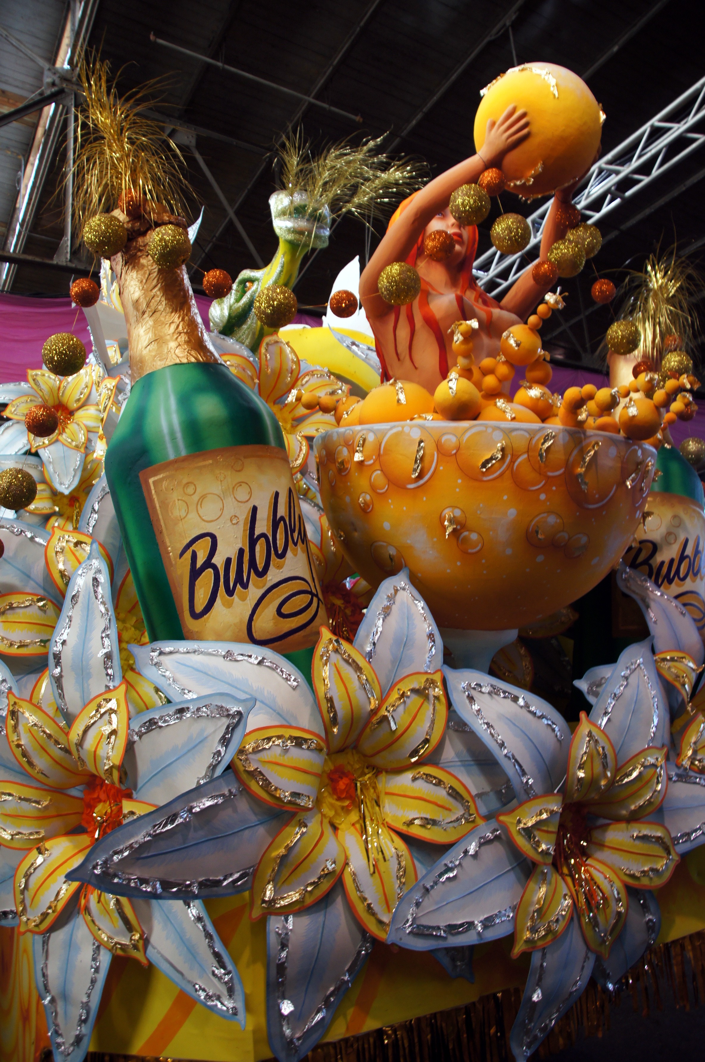 mardi gras world tours