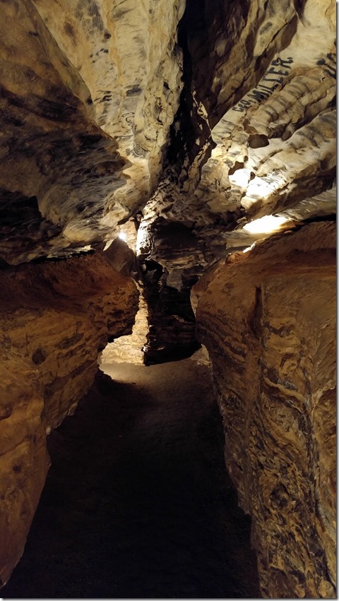 Mark Twain Cave  Hannibal Missouri (8)
