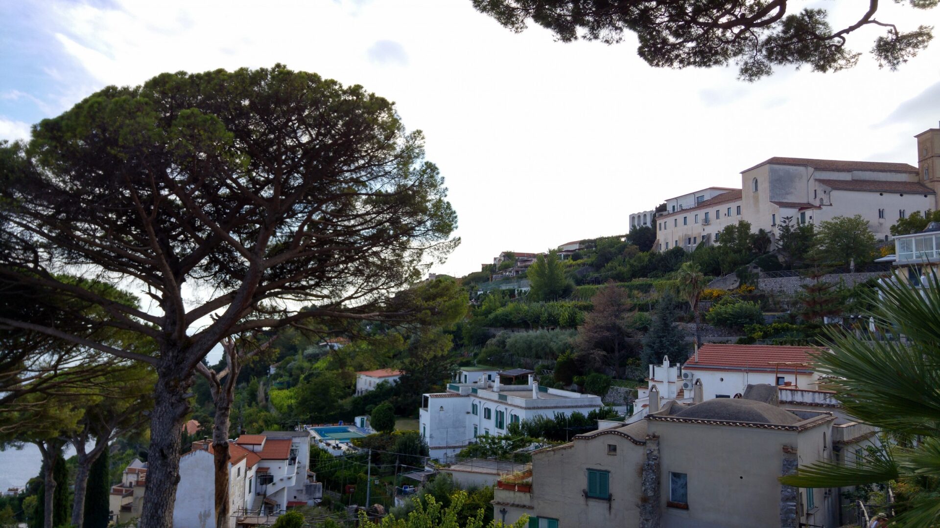 villa-rufolo-gardens-ravello-italy-visions-of-travel