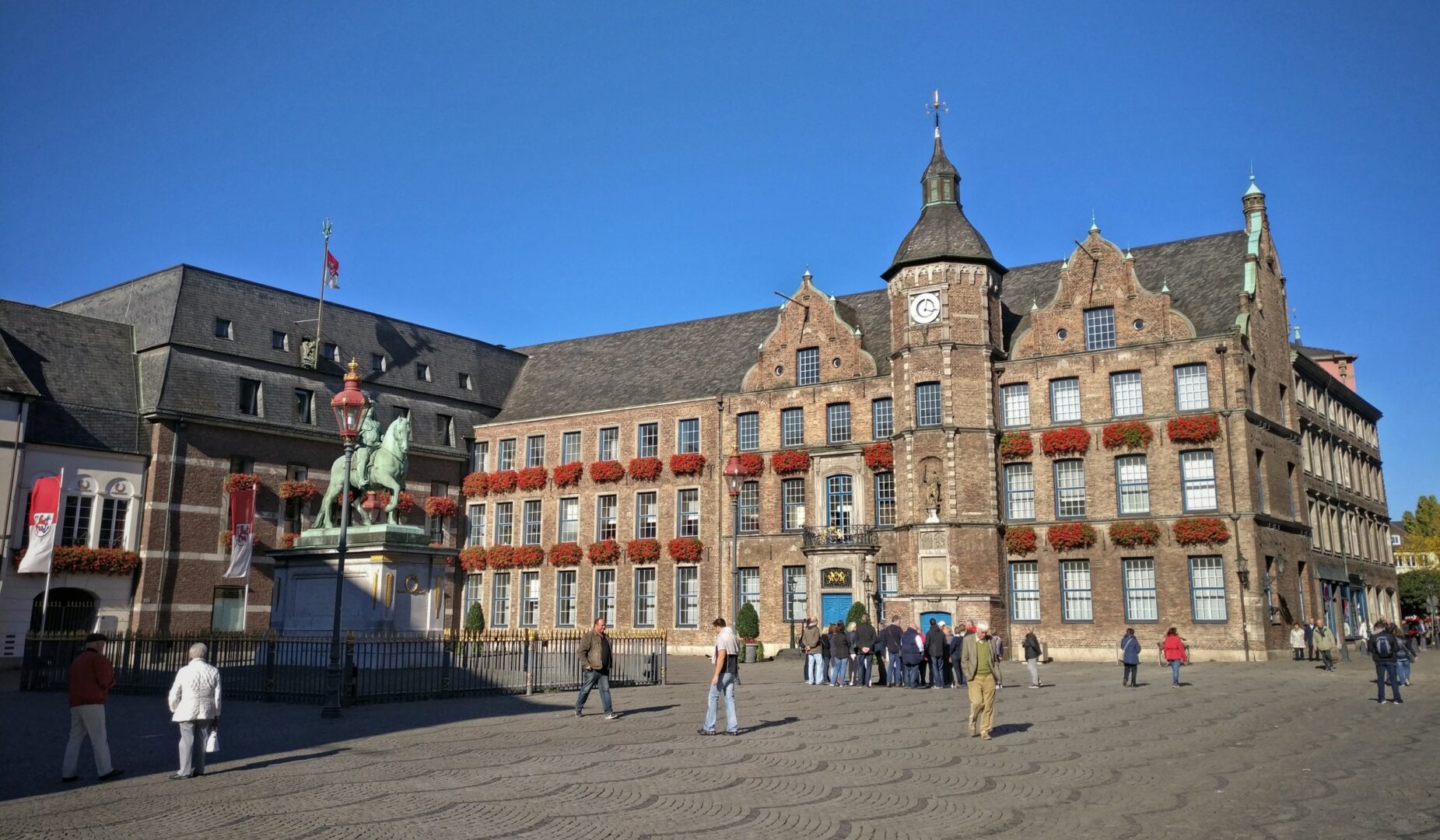 Visions Of Dusseldorf Germany Visions Of Travel