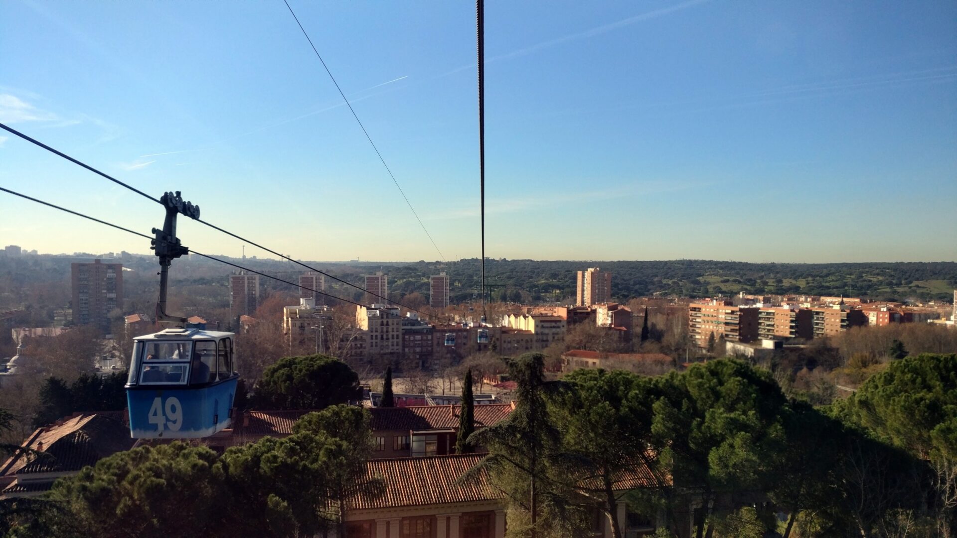 telef-rico-en-rosales-cable-car-madrid-visions-of-travel