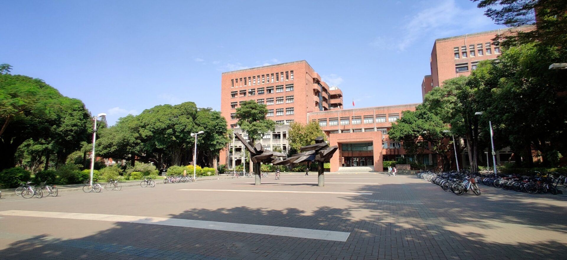 national-cheng-kung-university-campus-tainan-visions-of-travel