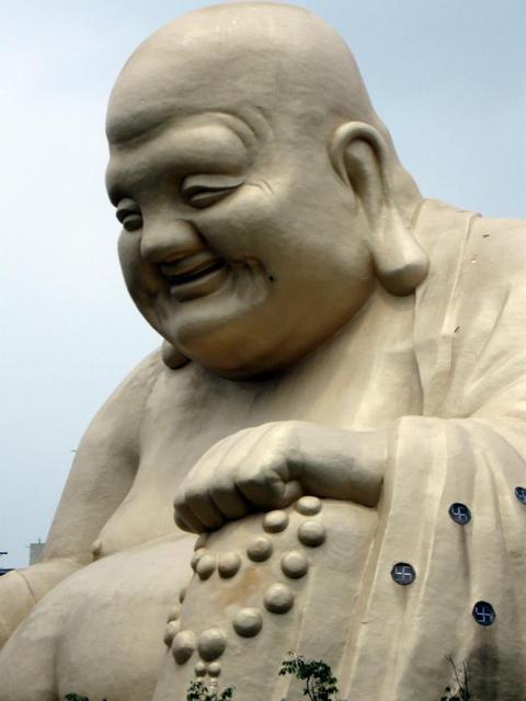 Big Laughing Buddha Taichung-1.JPG