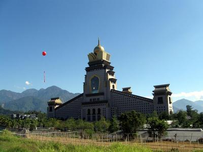 Chung Tai Chan Monastery Nantou.JPG