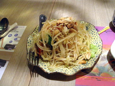 Shani HK Day 5 - Thai dinner-6.JPG