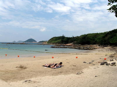Shani day 7 - Clear Water Bay beach.JPG