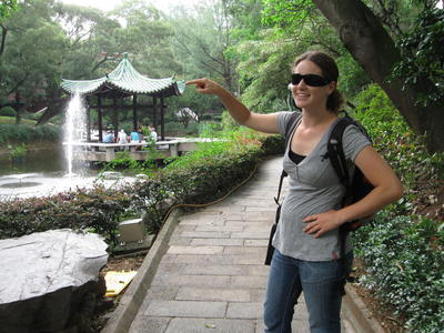 Shani visits HK - day 2 - Kowloon park.JPG