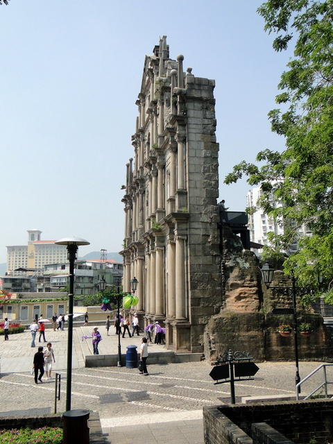 Macau - Ruins of Saint Paul-24.JPG