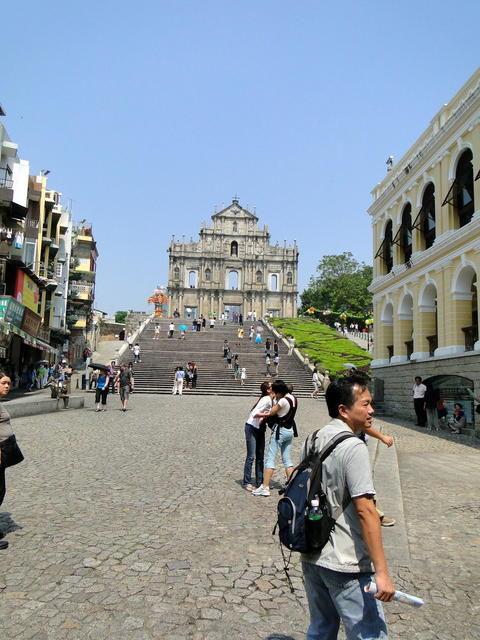 Macau - Ruins of Saint Paul-4.JPG