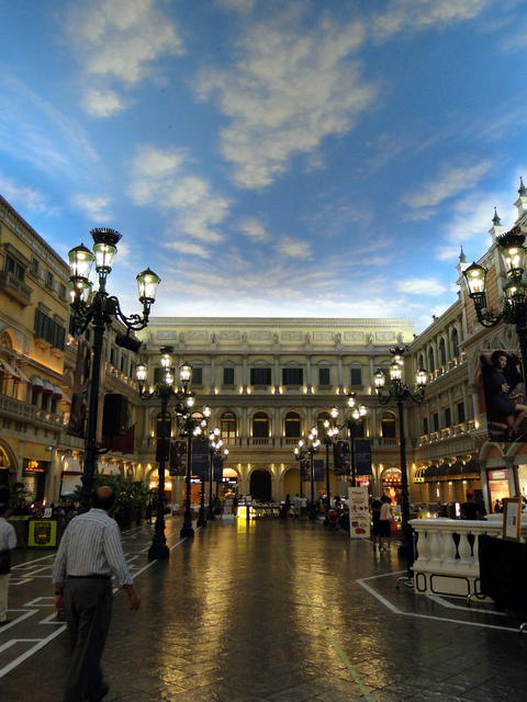 Macau - The Venetian-15.JPG