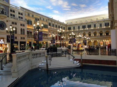 Macau - The Venetian-17.JPG