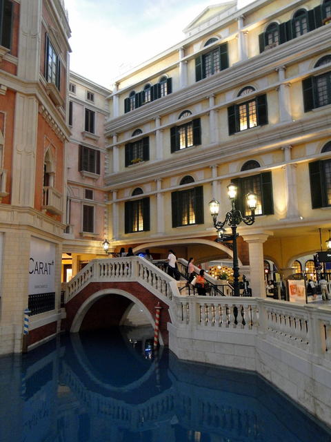 Macau - The Venetian-18.JPG