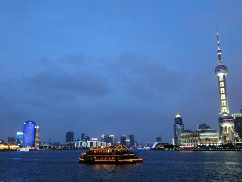 The Bund - Shanghai (27).JPG