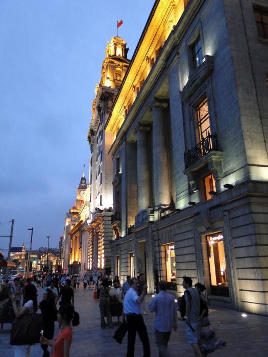 The Bund - Shanghai (7).JPG