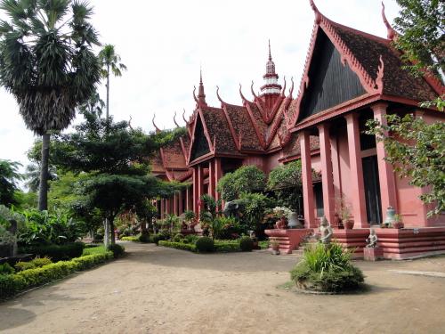 National Museum Cambodia - Phnom Pehn (2).JPG