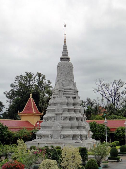 Royal Palace - Phnom Pehn (13).JPG