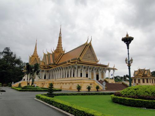 Royal Palace - Phnom Pehn (5).JPG