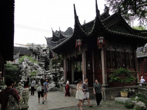 Yuyuan Gardens Shanghai (12).JPG