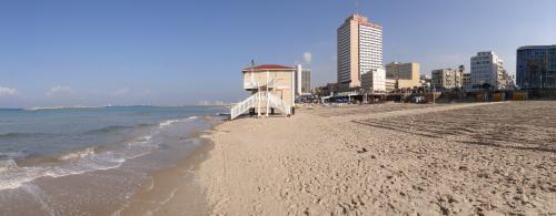 Tel Aviv beach (18).JPG