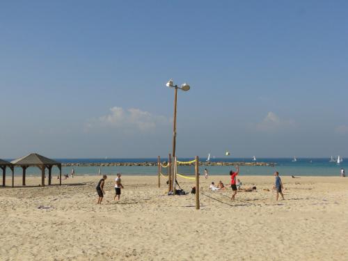 Tel Aviv beach (38).JPG