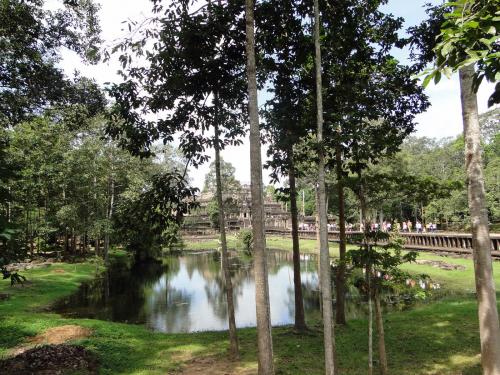 Baphuon Temple - Angkor (3).JPG
