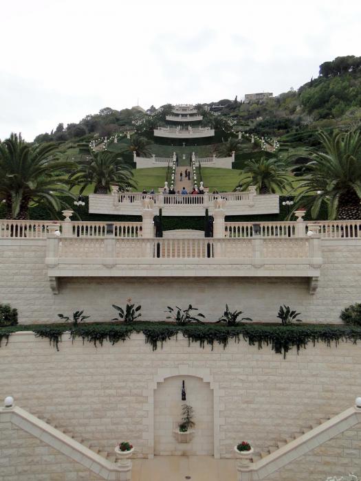 Haifa Bahai Gardens (56).JPG
