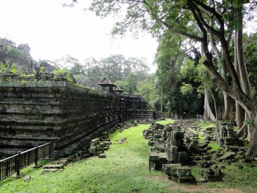 Leper King Terrace - Angkor (5).JPG