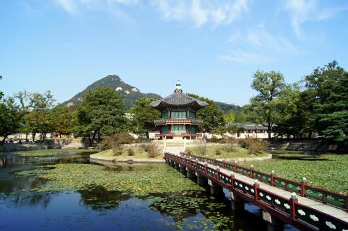 Gyeongbokgung Palace - Seoul (103).JPG
