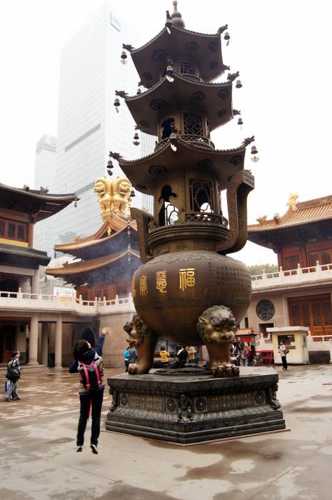 Jingan Temple - Shanghai (24).JPG
