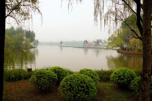 Chaoyang Park - Beijing (19).JPG