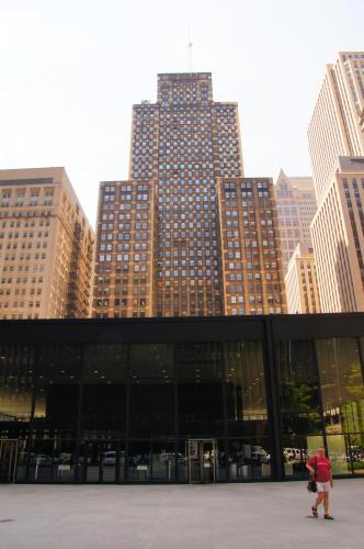 Architecture tour Chicago - modern skyscrapers (10).JPG
