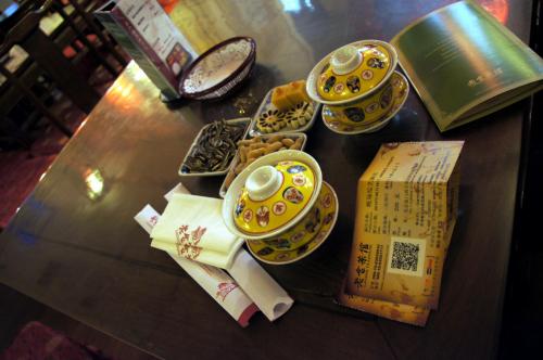 Laoshe Tea House - Beijing (10).JPG