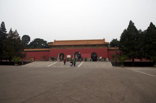 Ming tombs - Beijing (1).JPG