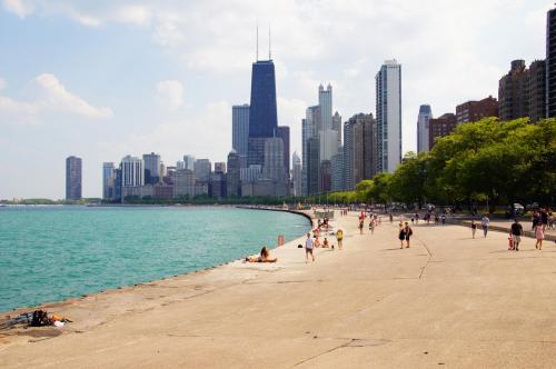 Lake Michigan walk - Chicago (53).JPG