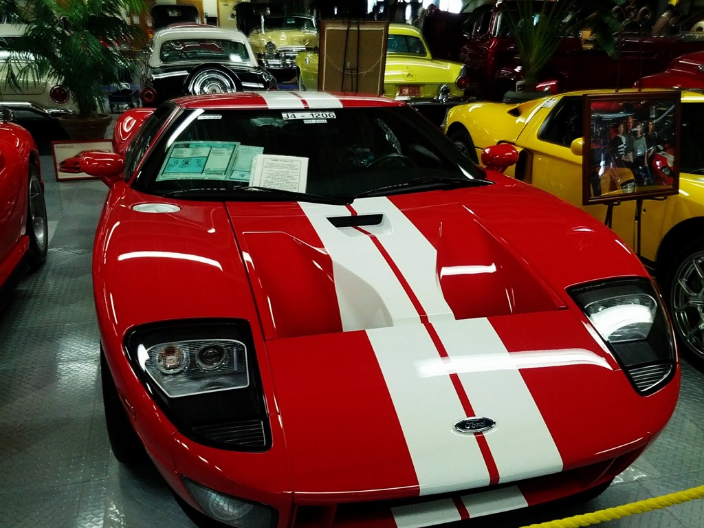 The Automobile and Collectibles Specialty Museum : Tallahassee