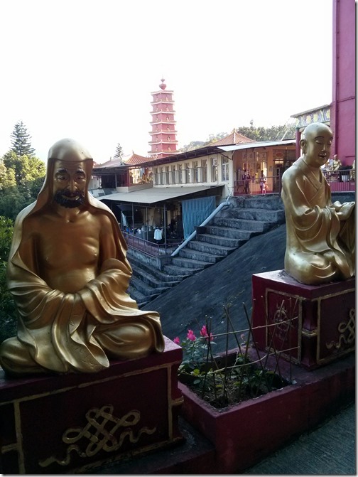 10000 buddhas temple Sha Tin HK (16)