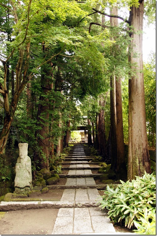Kenchoji Temple Kamakura Japan-021
