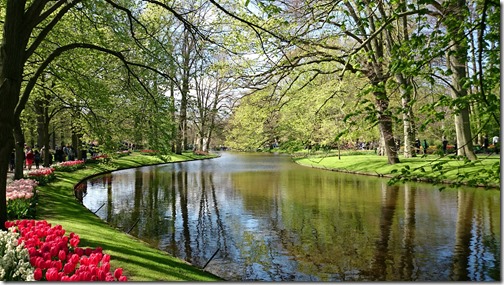 Keukenhof Gardens Lisse Netherlands-050