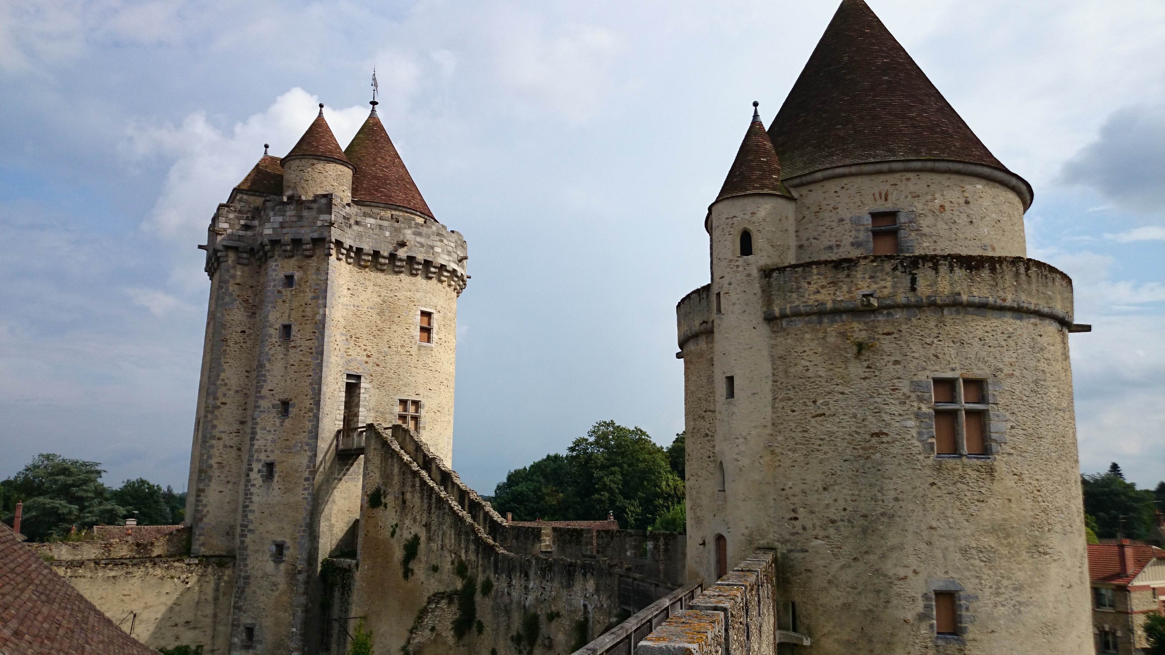 castle tours france