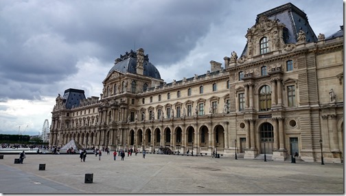 Around the Louvre - Paris (15)