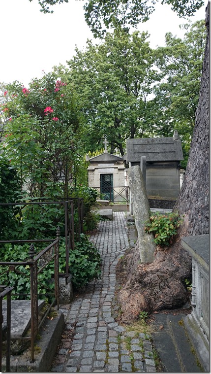 Montmartre Cemetery Paris (11)