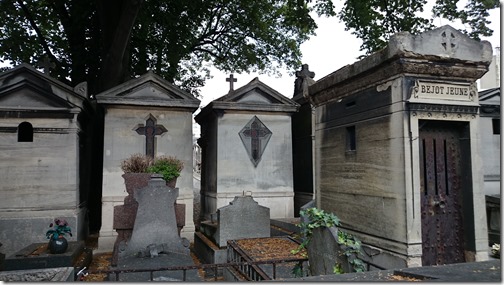 Montmartre Cemetery Paris (3)