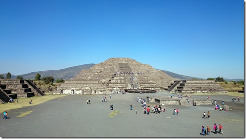 Teotihuacan Pyramids Mexico-052