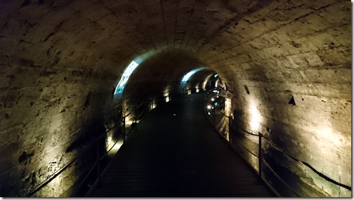 Underground tunnels Acre-004