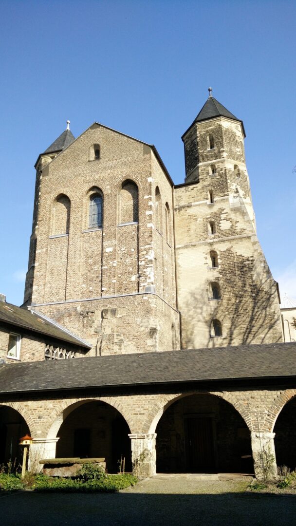 Churches and Monasteries : Cologne Germany | Visions of Travel