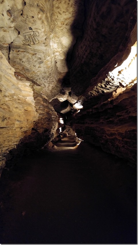 Mark Twain Cave  Hannibal Missouri (21)