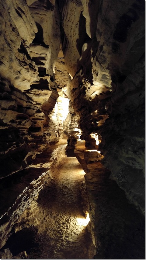 Mark Twain Cave  Hannibal Missouri (42)
